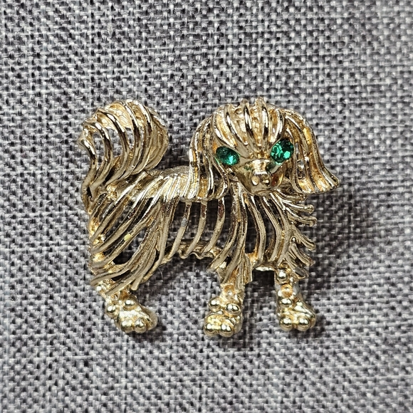 Dog Brooch - Picture 3 of 14